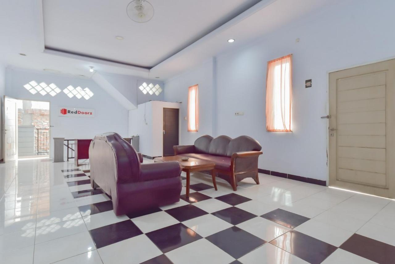 Reddoorz Syariah Near Ramayana Mall Tarakan Buitenkant foto