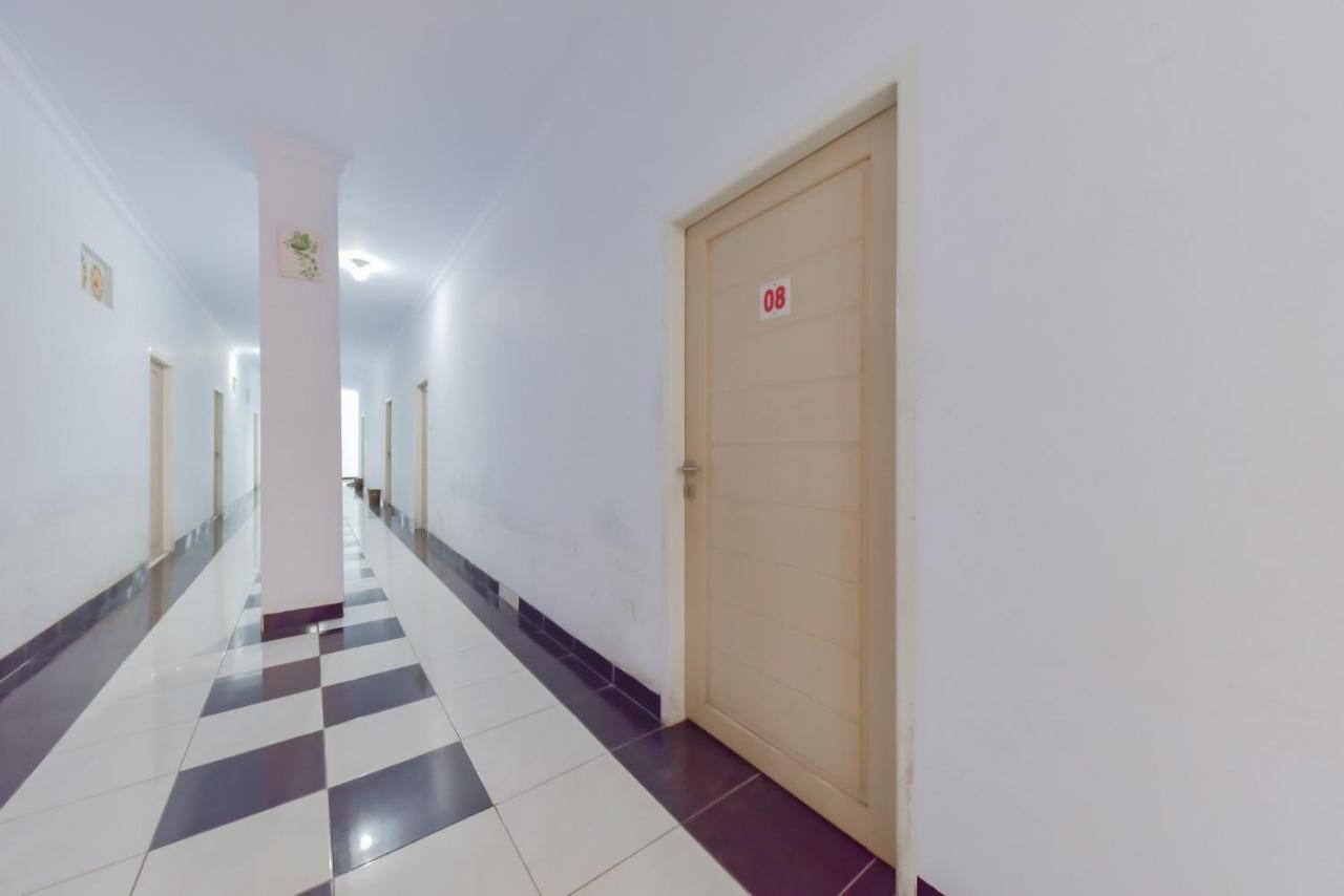 Reddoorz Syariah Near Ramayana Mall Tarakan Buitenkant foto