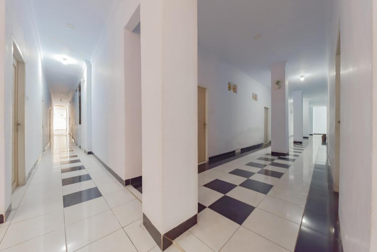 Reddoorz Syariah Near Ramayana Mall Tarakan Buitenkant foto